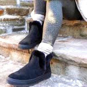 NWT Duffy Faux Fur Trim Waterproof Bootie (Women), sz 8